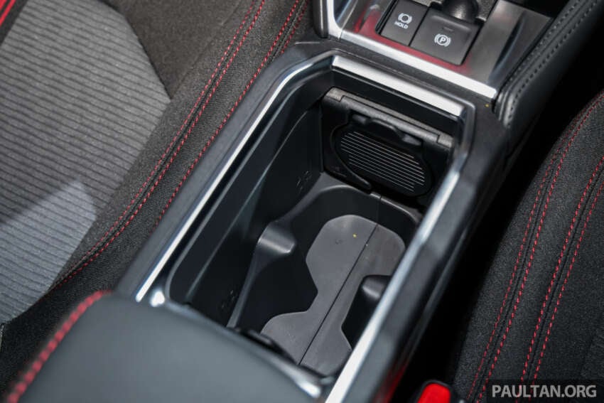 Perodua Traz 2026 dilancar di M’sia — kembar Toyota Yaris Cross, 1.5L NA CVT, varian X/H, dari RM76k 2015771