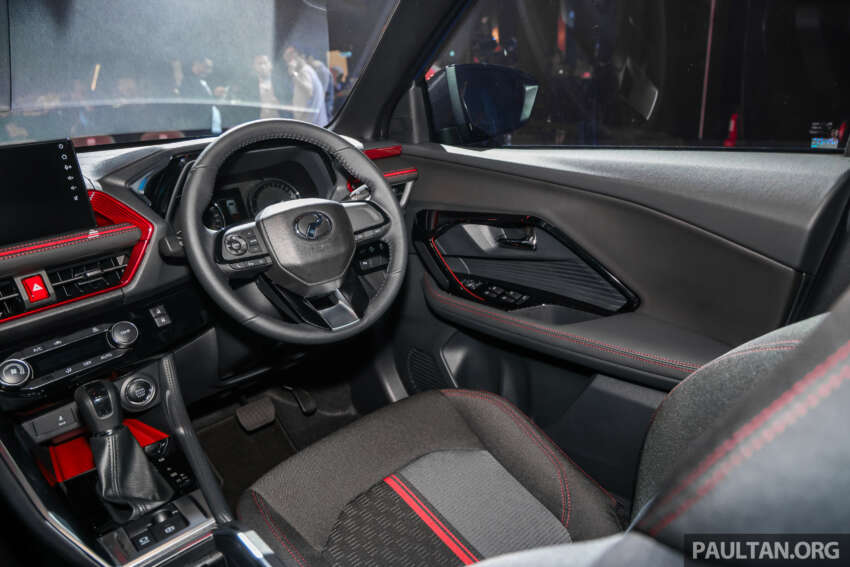 Perodua Traz 2026 dilancar di M’sia — kembar Toyota Yaris Cross, 1.5L NA CVT, varian X/H, dari RM76k 2015779