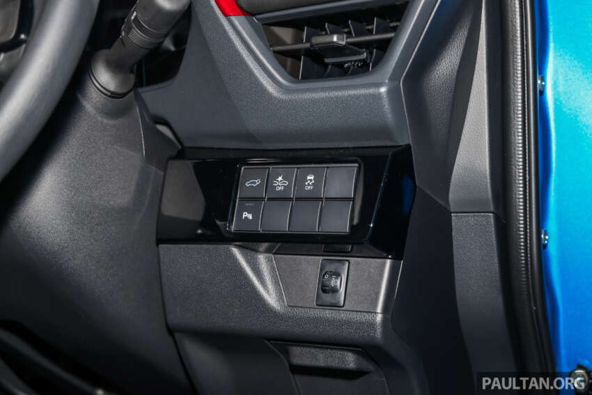 Perodua Traz 2026 dilancar di M’sia — kembar Toyota Yaris Cross, 1.5L NA CVT, varian X/H, dari RM76k 2015789