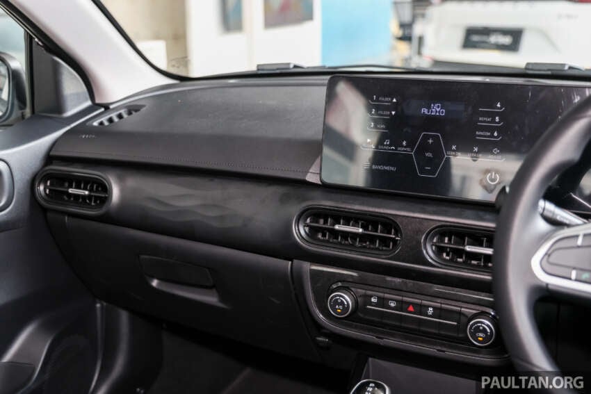 Proton Saga MC3 Standard 2026 – galeri penuh varian paling murah; enjin 1.5L 120 PS/150 Nm, 4AT, RM38k 2007976