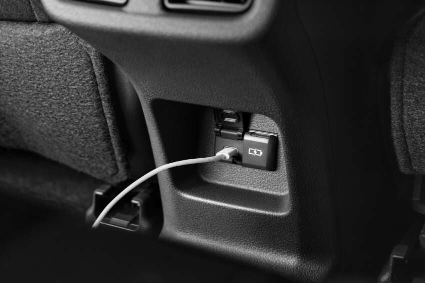 2026 Perodua Traz launched in Malaysia – Toyota Yaris Cross B-SUV twin, 1.5L NA CVT, X/H variants, fr RM76k 2015158