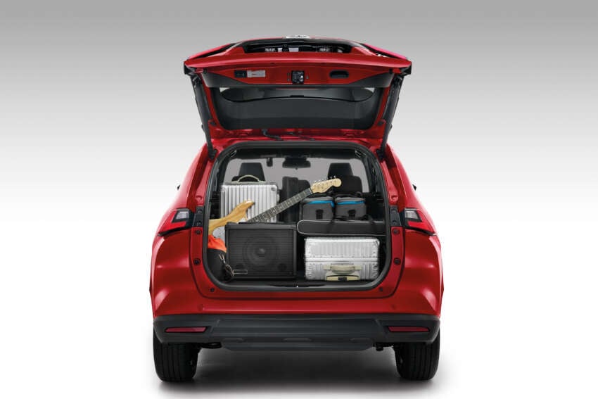 Perodua Traz 2026 dilancar di M’sia — kembar Toyota Yaris Cross, 1.5L NA CVT, varian X/H, dari RM76k 2014684