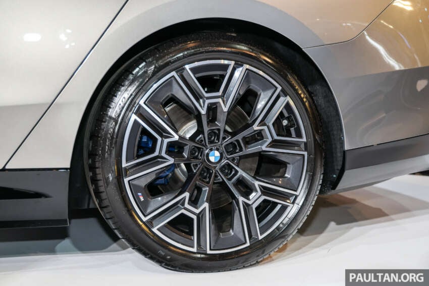 2026 BMW i5 eDrive40 M Sport Pro CKD launched – first CKD BMW EV, RM32k cheaper, from RM368,800 2026551