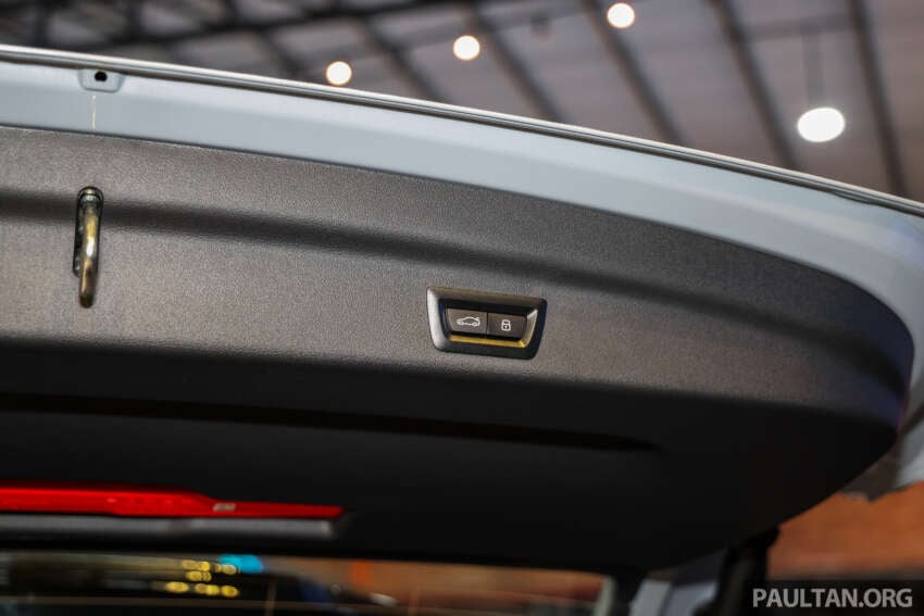 2026 BMW iX1 L launched in Malaysia – CBU China long-wheelbase eDrive20L M Sport, from RM255k est 2026687