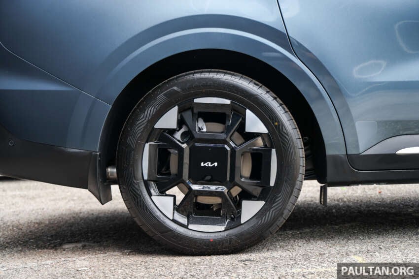 2026 Kia Carnival facelift in Malaysia – still 2.2L diesel, 11 or 7 seats, ADAS on 7-seater, priced from RM189k 2026085