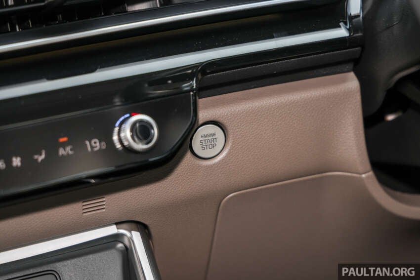 2026 Kia Carnival facelift in Malaysia – still 2.2L diesel, 11 or 7 seats, ADAS on 7-seater, priced from RM189k 2026143