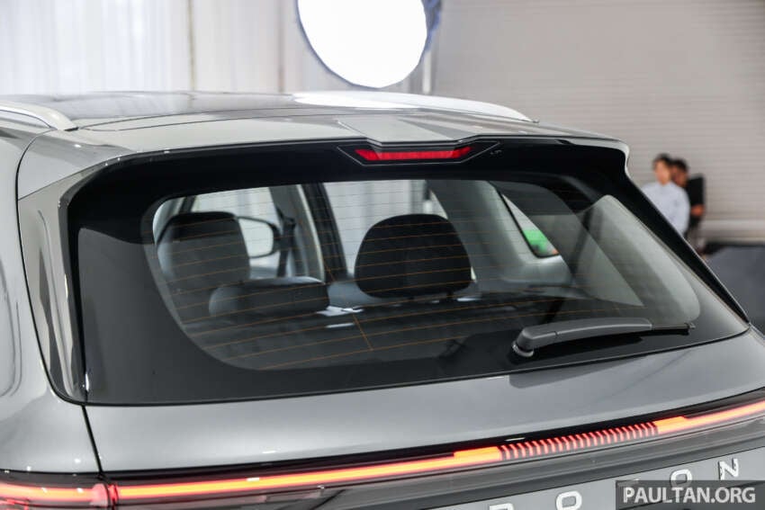 Proton eMas 7 PHEV open for booking – 3 variants, 2 battery choices, up to 996 km WLTP, RM110k-130k est 2019872