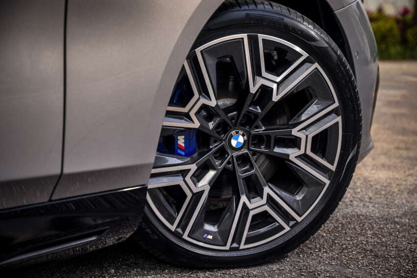 2026 BMW i5 eDrive40 M Sport Pro CKD launched – first CKD BMW EV, RM32k cheaper, from RM368,800 2025009