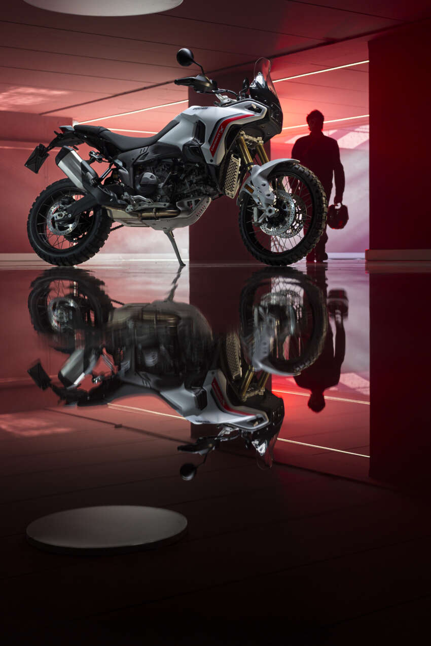 2026 Ducati DesertX updated, new chassis, TFT screen 2044533