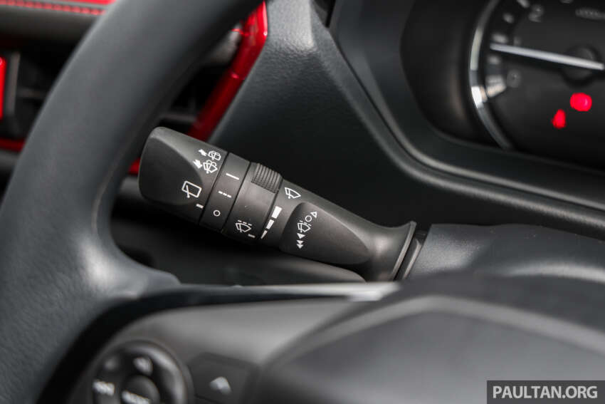 Review Perodua Traz — Apa yang bagus dan tidak? 2043077