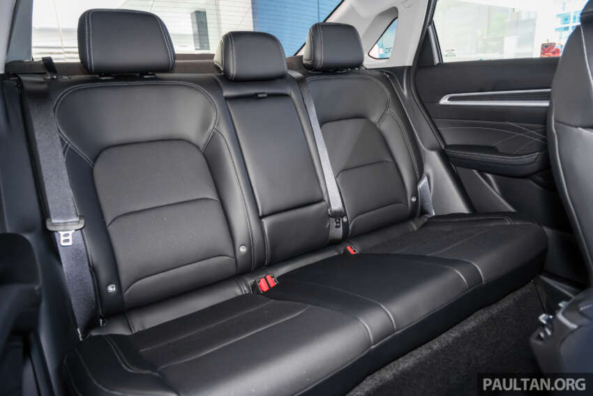Proton S70 MC1 2026 ditunjuk penuh — tempahan kini dibuka; 1.5 Turbo 4-silinder i-GT, 0-100 km/j 7.5 saat 2038225