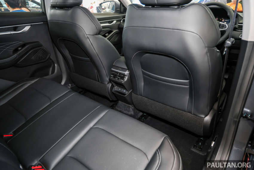 Proton S70 MC1 2026 ditunjuk penuh — tempahan kini dibuka; 1.5 Turbo 4-silinder i-GT, 0-100 km/j 7.5 saat 2038226