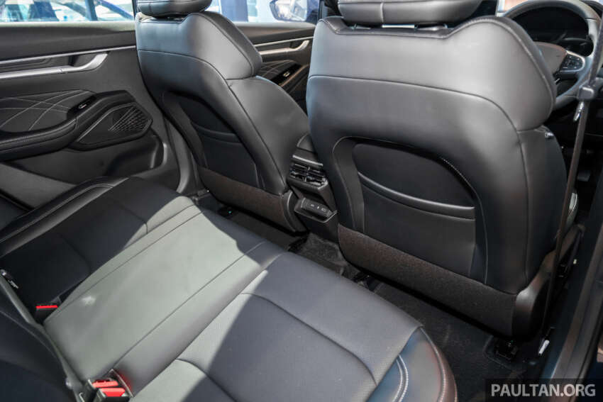 Proton S70 MC1 2026 ditunjuk penuh — tempahan kini dibuka; 1.5 Turbo 4-silinder i-GT, 0-100 km/j 7.5 saat 2038434