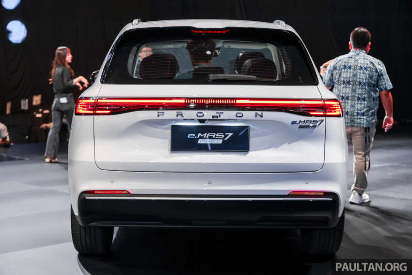 Proton eMas 7 PHEV launched – Malaysia’s cheapest plug-in hybrid, up to 996 km WLTP, RM106k-126k 2036370