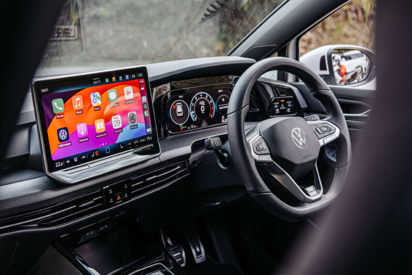 Volkswagen Golf Mk8.5 1.5 eTSI R-Line now in Malaysia – RM185,990, first 50 early birds get RM6k off 2037621