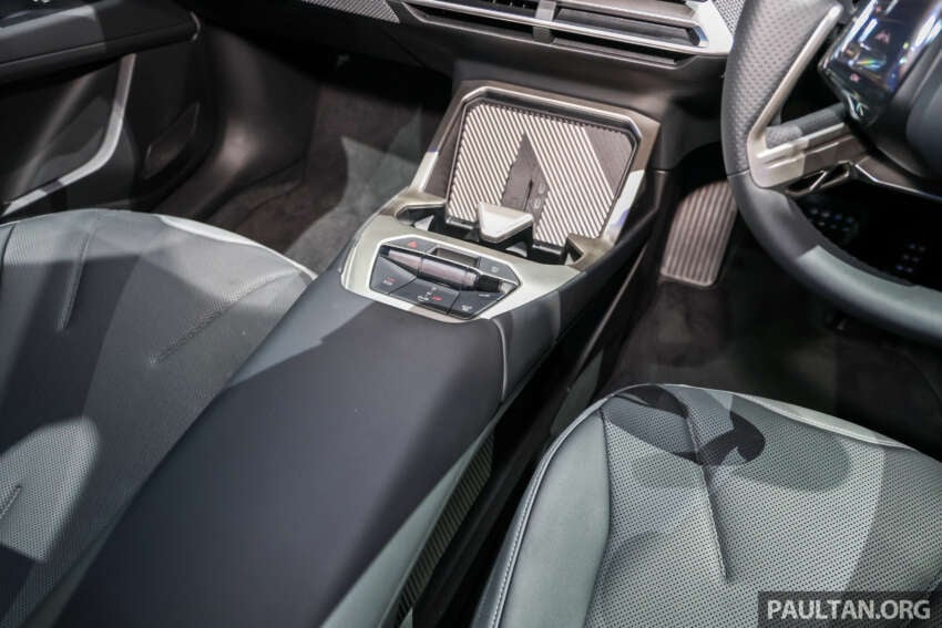 2026 BMW iX3 in Bangkok – NA5-generation EV gets 400 kW DC, 805 km WLTP range; RM436k in Thailand 2056500