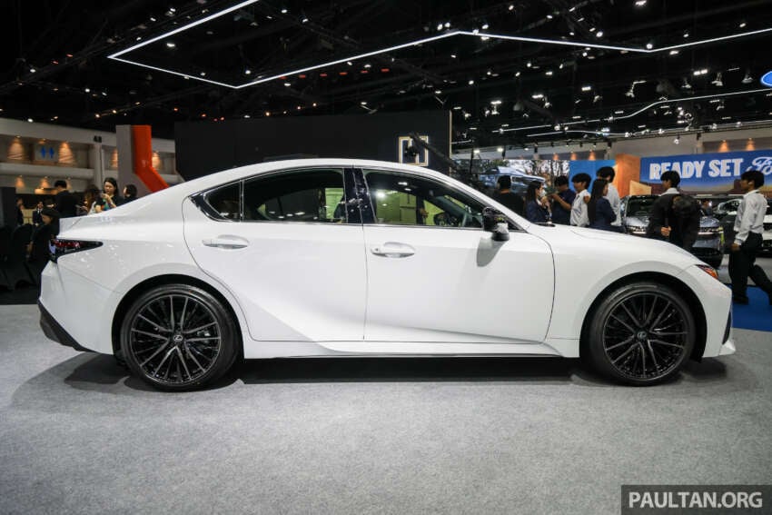 2026 Lexus IS facelift launched in Thailand – third update, refreshed cabin/tech, IS 300h from RM339k 2055863