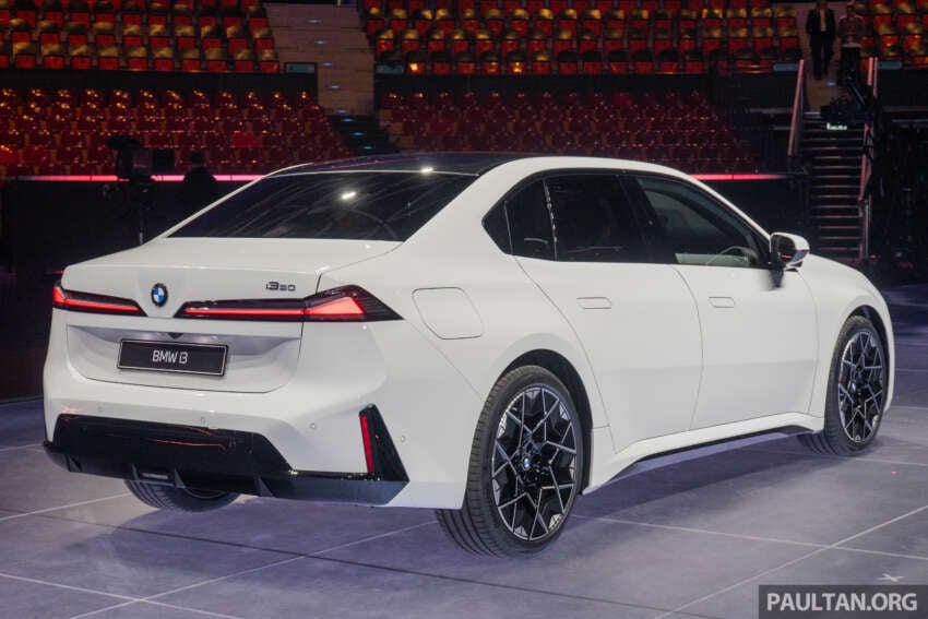 2026 BMW i3 revealed – NA0 EV 3 Series with up to 469 PS, 900 km WLTP range, 400 kW DC fast charging 2055321