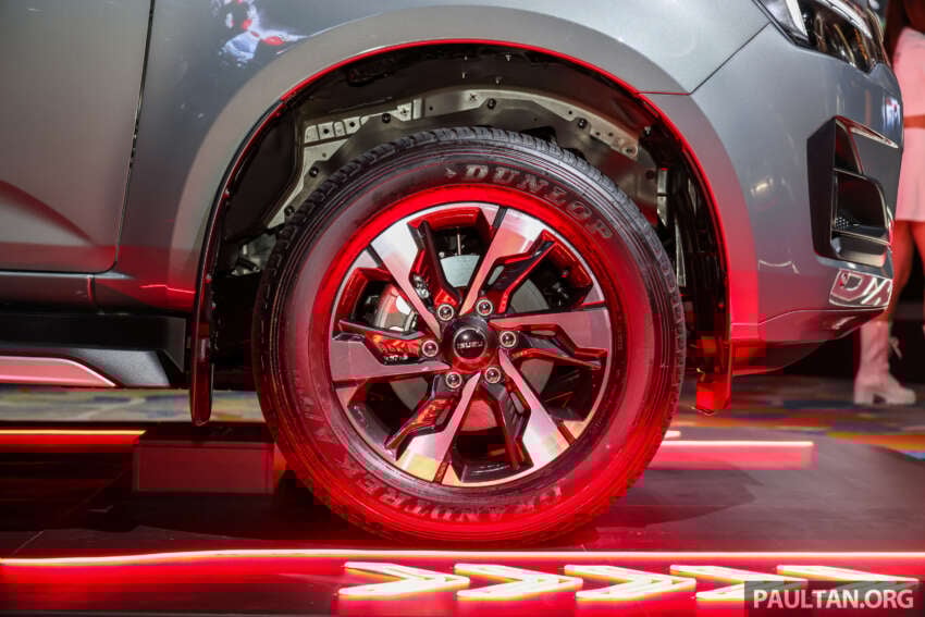 Isuzu D-Max 2026 dilancar di M’sia — 2.2L turbodiesel baru, 163 PS/400 Nm, auto 8-kelajuan; RM103k-RM163k 2059316