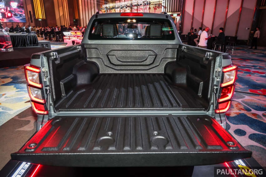 2026 Isuzu D-Max in Malaysia – 2.2L turbodiesel, 8-speed auto, updated styling; RM103k-RM163k OTR 2059096