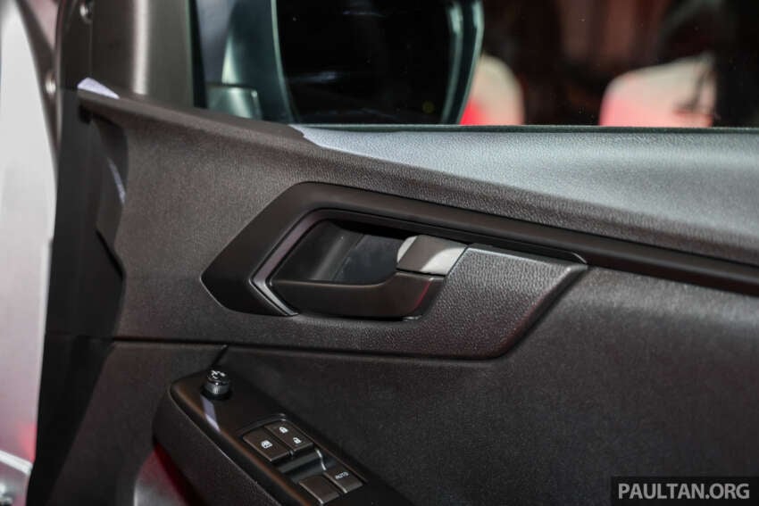 2026 Isuzu D-Max in Malaysia – 2.2L turbodiesel, 8-speed auto, updated styling; RM103k-RM163k OTR 2059202