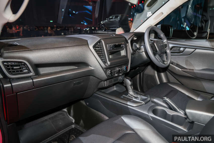 Isuzu D-Max 2026 dilancar di M’sia — 2.2L turbodiesel baru, 163 PS/400 Nm, auto 8-kelajuan; RM103k-RM163k 2059401