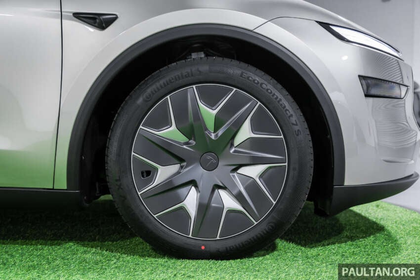 Tesla Model Y L previewed in Malaysia – stretched 6-seater, 681 km WLTP, adaptive damping, launch Apr 1 2057706