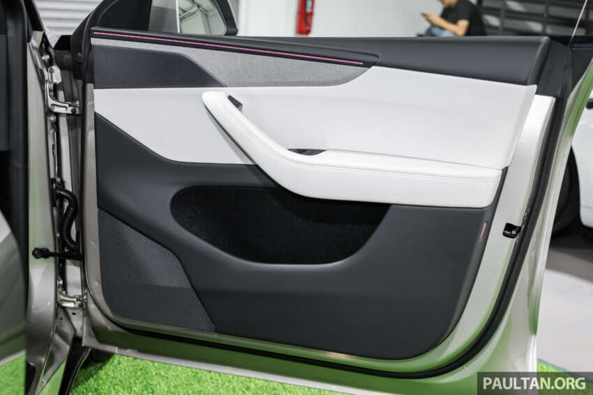 Tesla Model Y L previewed in Malaysia – stretched 6-seater, 681 km WLTP, adaptive damping, launch Apr 1 2057772