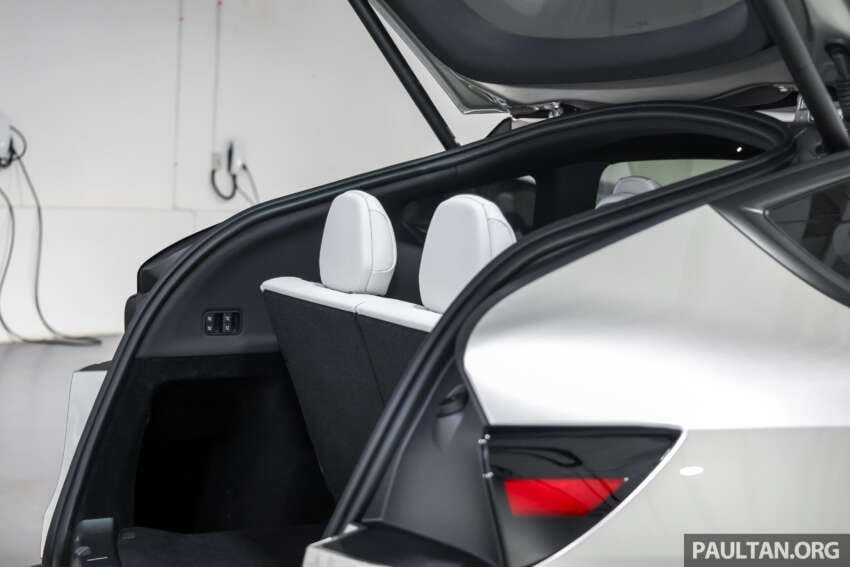 Tesla Model Y L previewed in Malaysia – stretched 6-seater, 681 km WLTP, adaptive damping, launch Apr 1 2057810