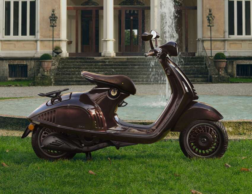 2026 Vespa 946 Horse celebrates the Year of the Horse 2049315