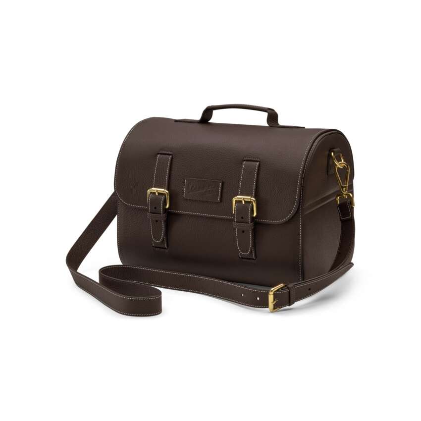 2026 Vespa 946 Horse celebrates the Year of the Horse 2049320