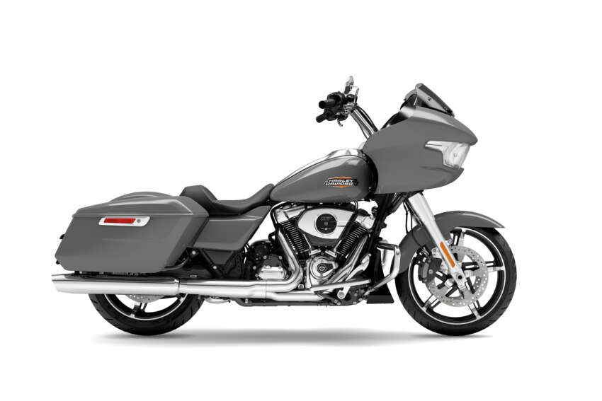 New chrome styling options for 2026 Harley-Davidson Lowrider S, Road Glide 3; Road Glide gets solo seat 2051185