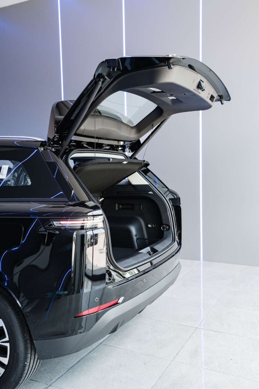 Buy a Jaecoo J5 from Omoda Jaecoo Carro, enjoy launch package worth RM8k including RM3k Duit Raya 2049449