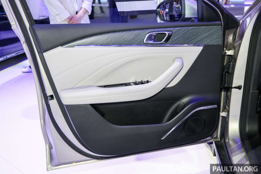 Geely Galaxy Starshine 6 in Beijing – PHEV version of Emgrand; next Proton S70, future Proton eMas sedan? 2072048