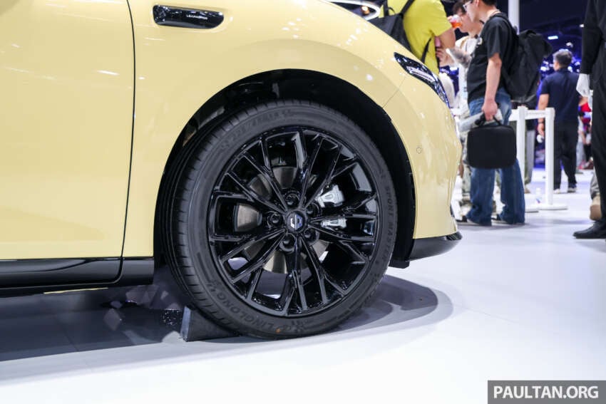 Leapmotor B05 confirmed for UK, Australia – will ASEAN get the Golf-class Lafa 5 EV hatch after B03X? 2071877
