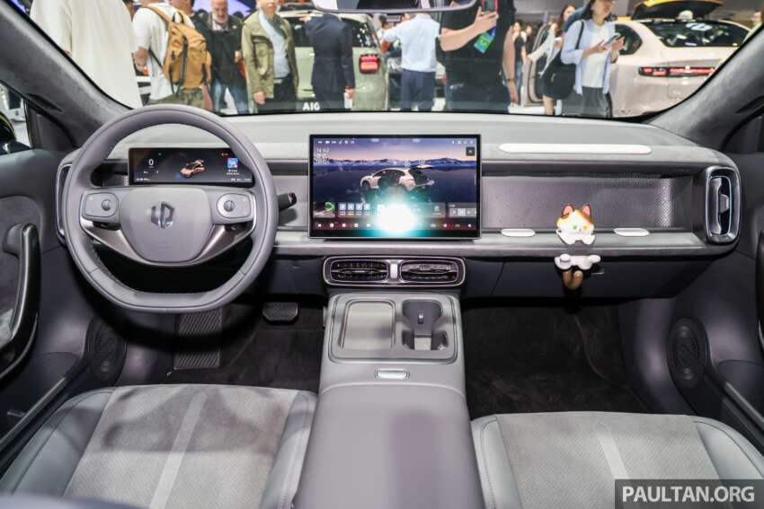 Leapmotor B05 confirmed for UK, Australia – will ASEAN get the Golf-class Lafa 5 EV hatch after B03X? 2071880