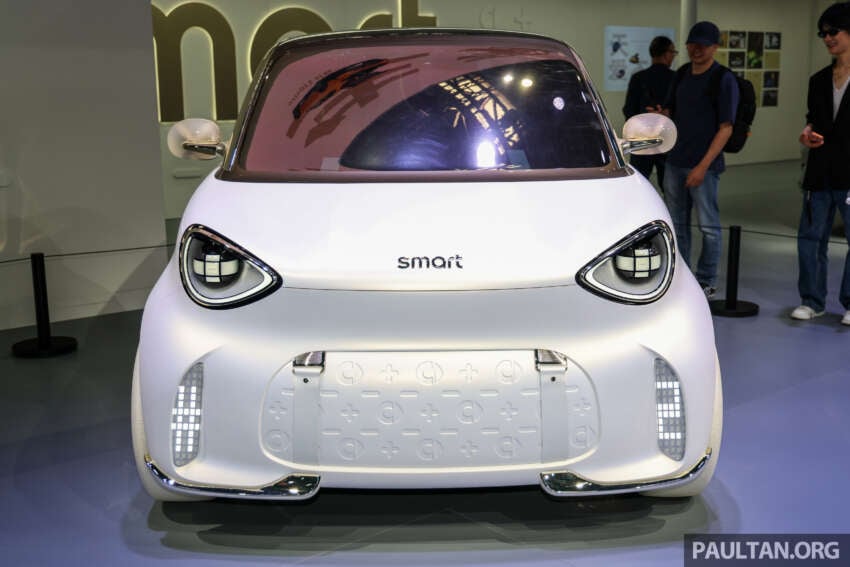 smart Concept #2 makes world debut in Beijing – tiny EV designed by Mercedes-Benz, engineered by Geely 2072061