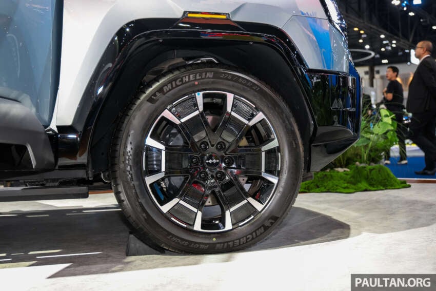 Denza B8 dibuka untuk ROI di M’sia — 4×4 PHEV 3-baris, 748 PS/760 Nm, 125 km jarak EV CLTC 2059654