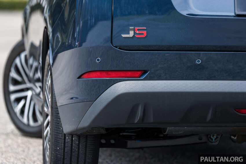 Jaecoo J5 in Malaysia – B-segment SUV with Level 2 ADAS, TÜV-certified pet-friendly upholstery; RM108k 2064983