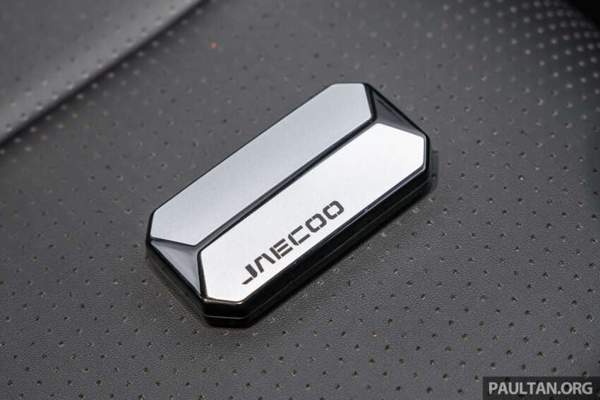 Jaecoo J5 in Malaysia – B-segment SUV with Level 2 ADAS, TÜV-certified pet-friendly upholstery; RM108k 2065050