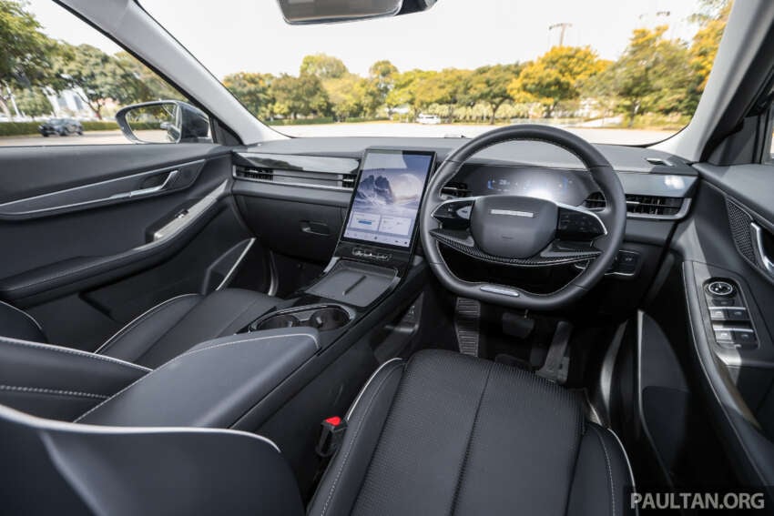 Jaecoo J5 in Malaysia – B-segment SUV with Level 2 ADAS, TÜV-certified pet-friendly upholstery; RM108k 2065057