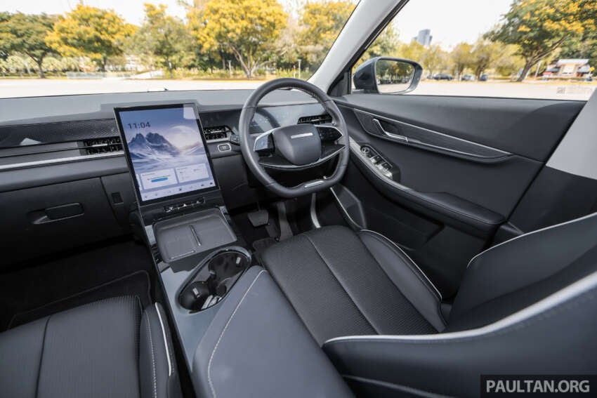Jaecoo J5 in Malaysia – B-segment SUV with Level 2 ADAS, TÜV-certified pet-friendly upholstery; RM108k 2065058