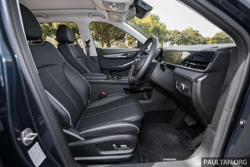 Jaecoo J5 in Malaysia – B-segment SUV with Level 2 ADAS, TÜV-certified pet-friendly upholstery; RM108k 2065064