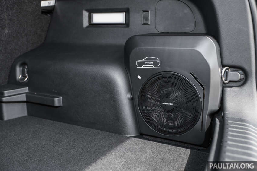 Jaecoo J5 in Malaysia – B-segment SUV with Level 2 ADAS, TÜV-certified pet-friendly upholstery; RM108k 2065086