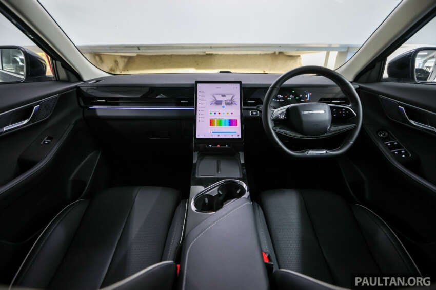Jaecoo J5 in Malaysia – B-segment SUV with Level 2 ADAS, TÜV-certified pet-friendly upholstery; RM108k 2065093