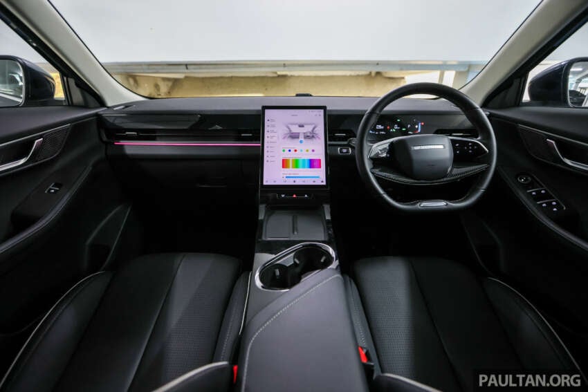 Jaecoo J5 in Malaysia – B-segment SUV with Level 2 ADAS, TÜV-certified pet-friendly upholstery; RM108k 2065095