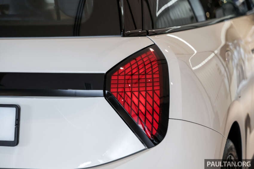 2026 MINI Paul Smith Edition full gallery in Malaysia – based on Cooper SE EV; limited units, from RM222k 2061340