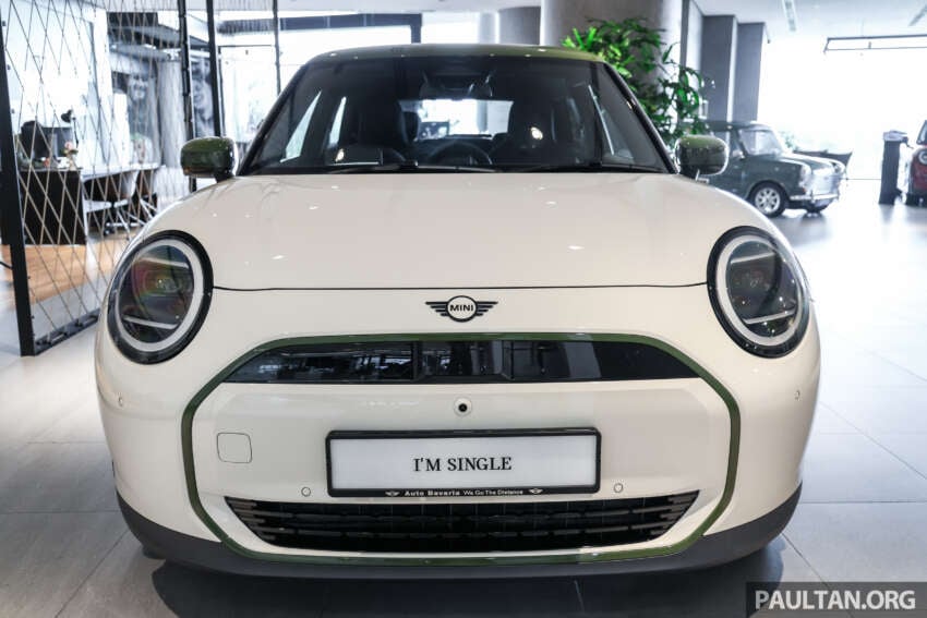 2026 MINI Paul Smith Edition full gallery in Malaysia – based on Cooper SE EV; limited units, from RM222k 2061325