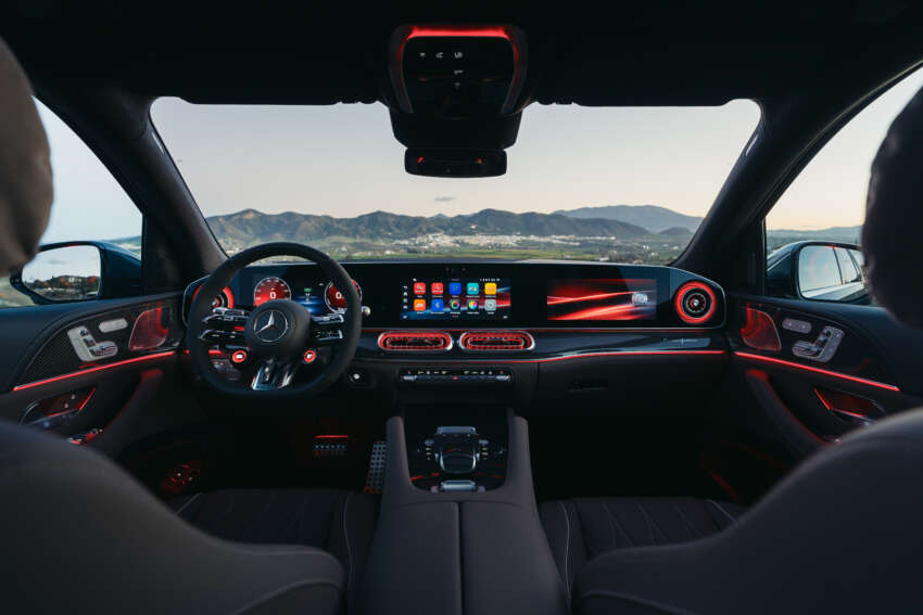 2026 Mercedes-Benz GLE, GLS facelifts – full-width Superscreen, 4.0L flat-plane V8; 585 PS AMG PHEV 2060024