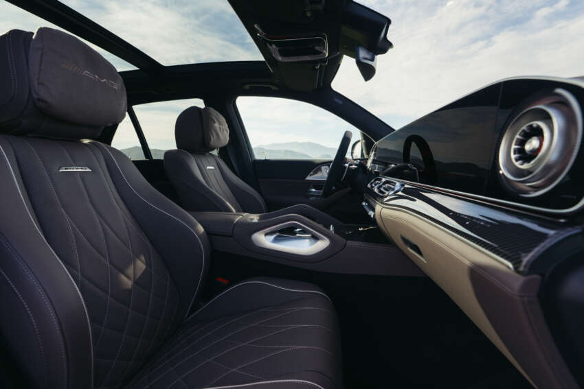 2026 Mercedes-Benz GLE, GLS facelifts – full-width Superscreen, 4.0L flat-plane V8; 585 PS AMG PHEV 2060034